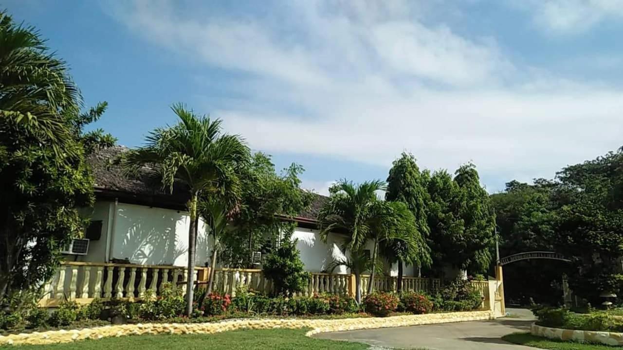 Sea Breeze Beachfront Home And Cottages San Juan  Exterior photo